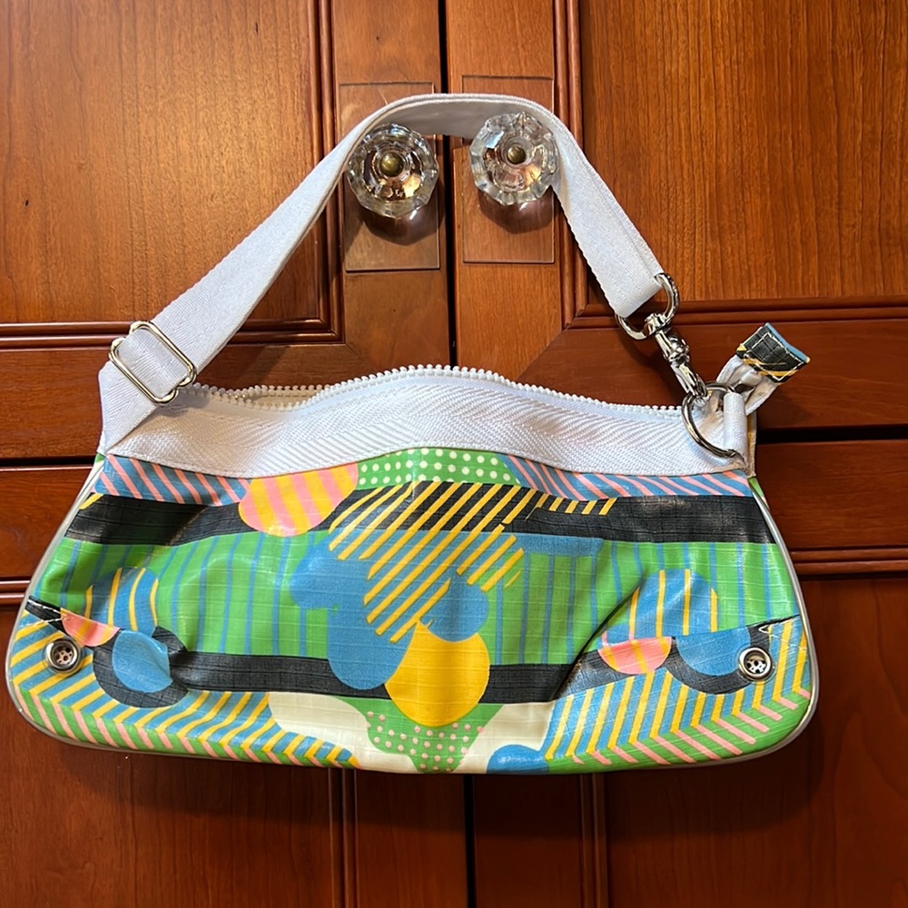 Lesportsac Beach clutch